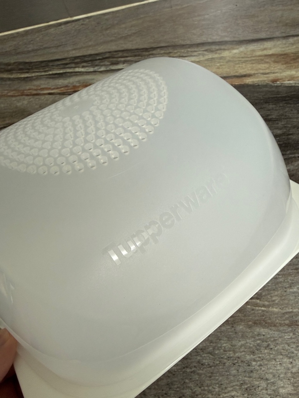 Tupperware Square CheeseSmart - Picture 2 of 3